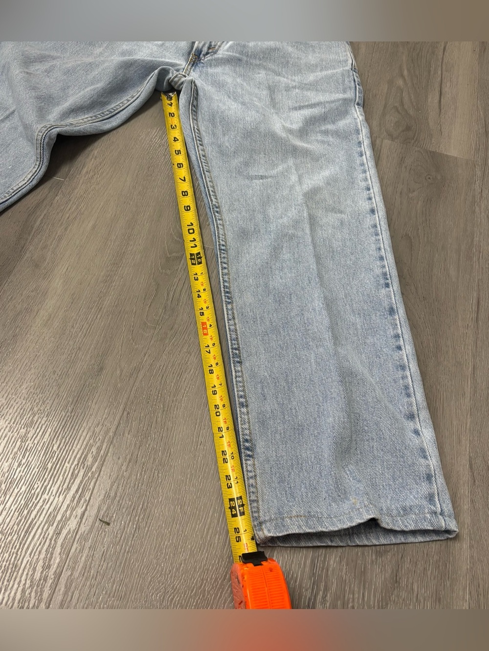 Levi's Vintage 2004 505 Regular Fit Light Wash Men’s Denim Jeans W33 L30 - Picture 12 of 13